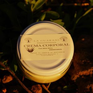 crema corporal hidratante de aloe vera